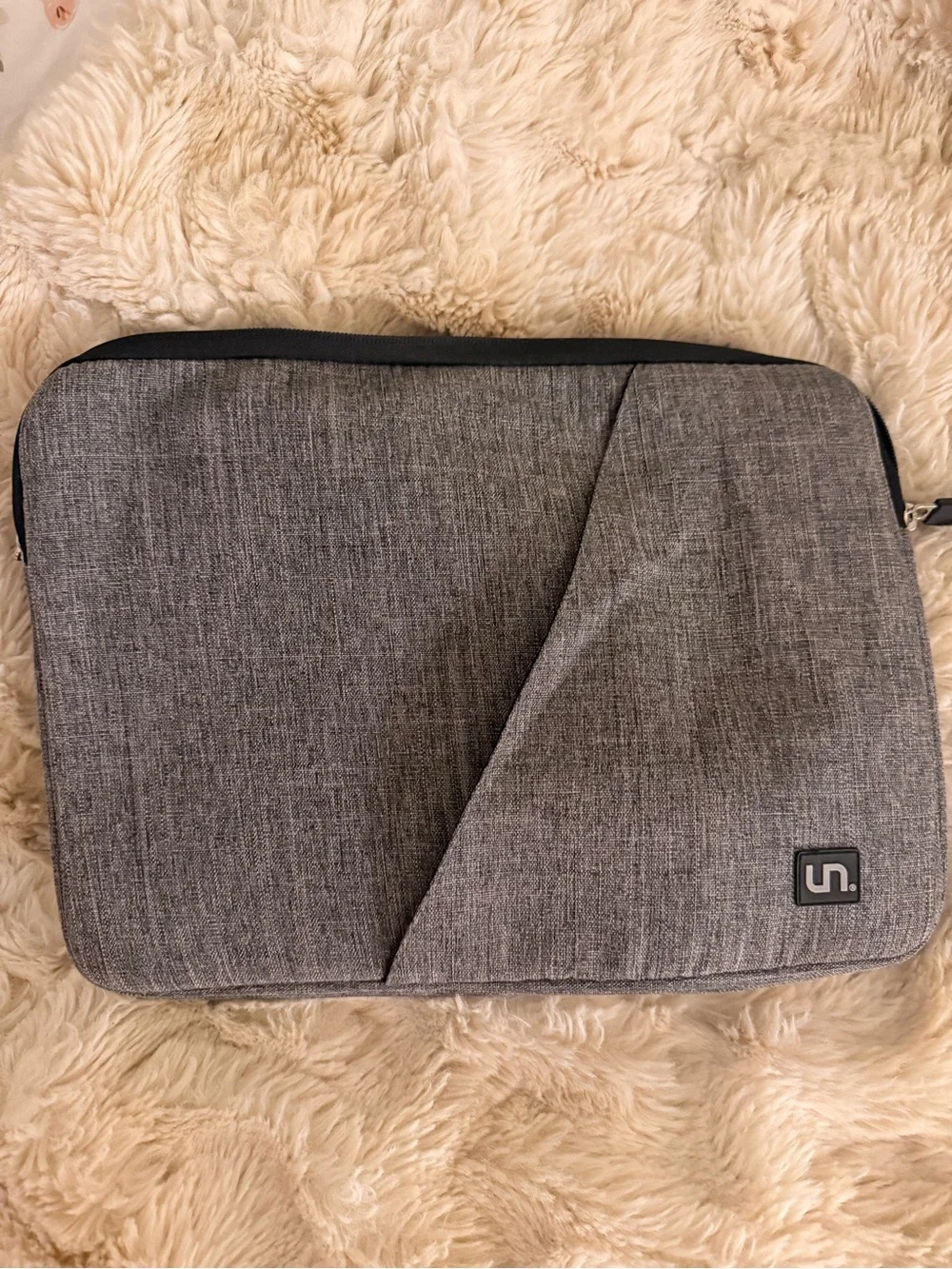 Grey Laptop Sleeve Case - Protective Tablet & Laptop Cover